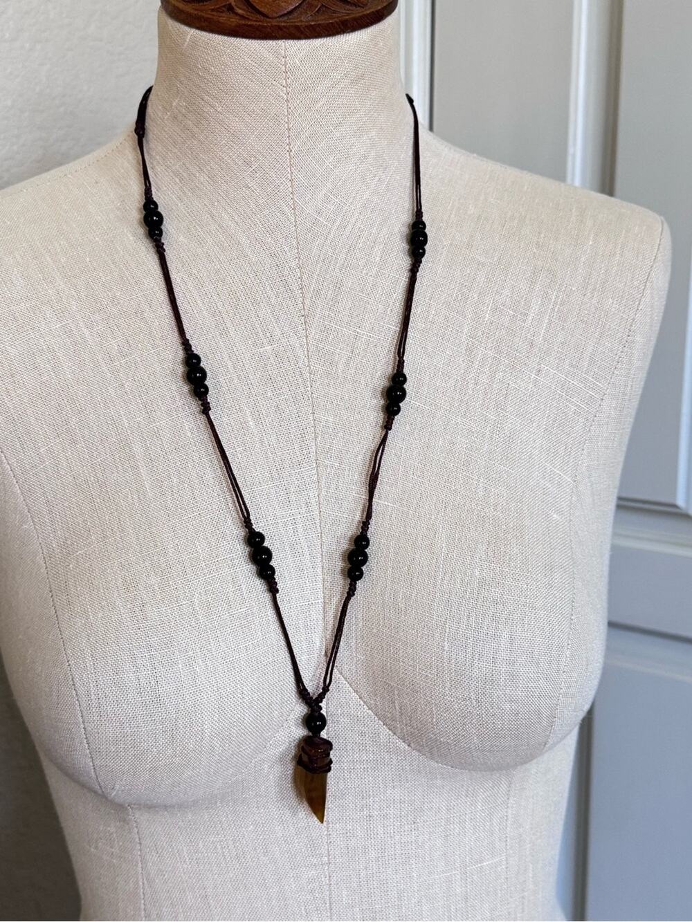 Bohemian-style Necklace Resin Shark Tooth Pendant Brown Macrame Cord Beaded